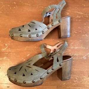 Eric Michael olive suede platform clogs, size 39/8